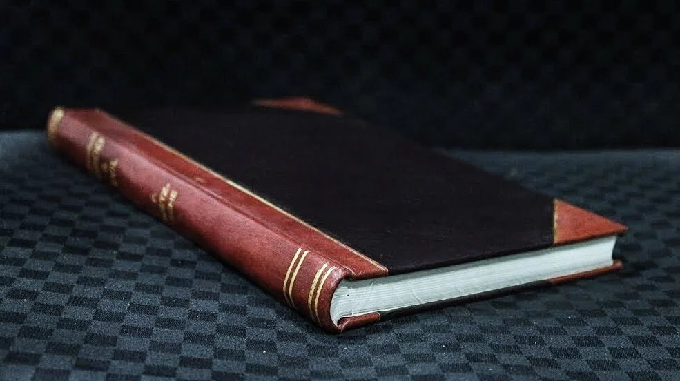 Koly ziishlo sontse opovidanie z 2000 roku / P. Krat (1918) [Leatherbound]
